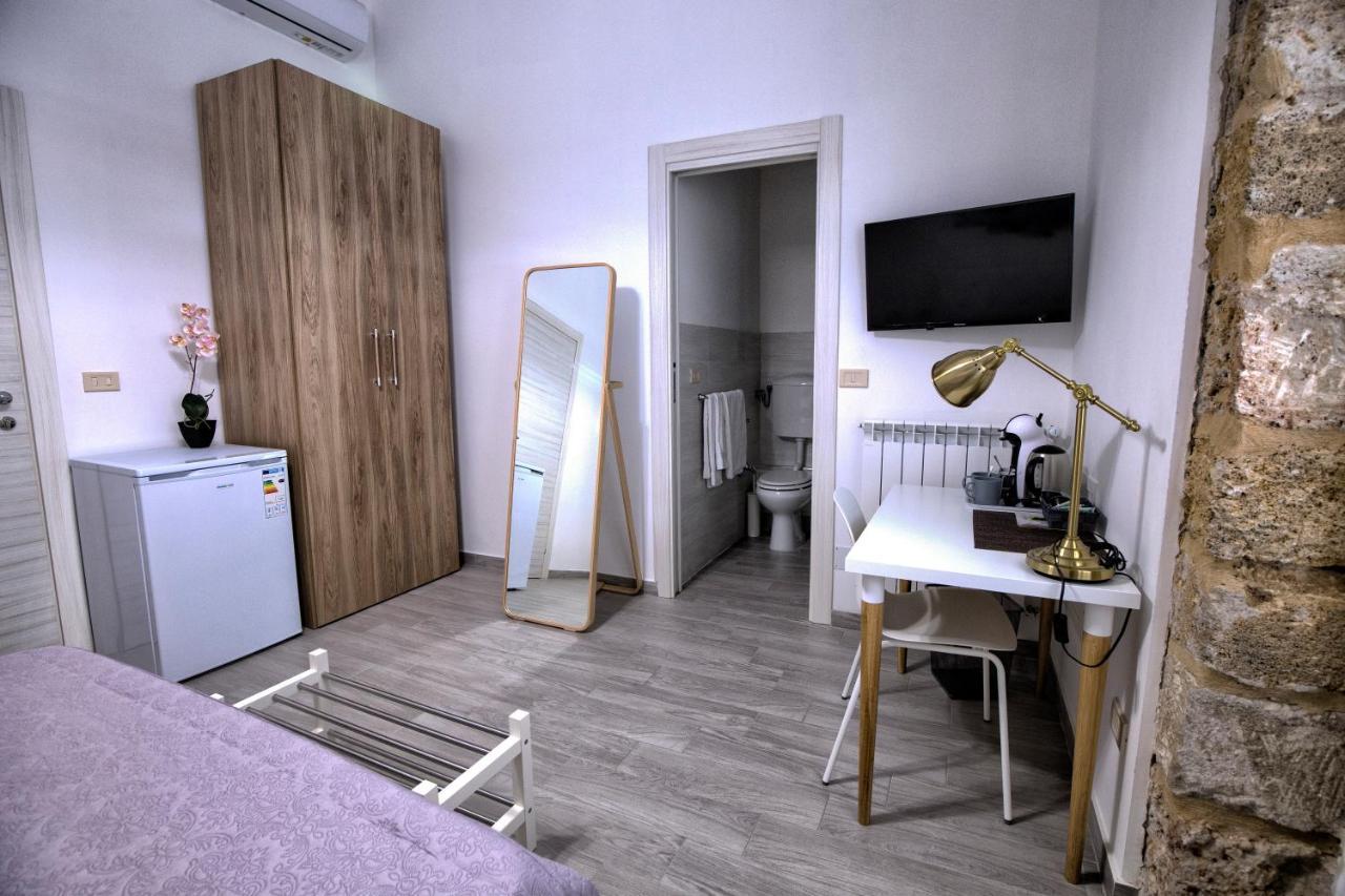 פלרמו Garden House: Apartments And Rooms For Holidays מראה חיצוני תמונה