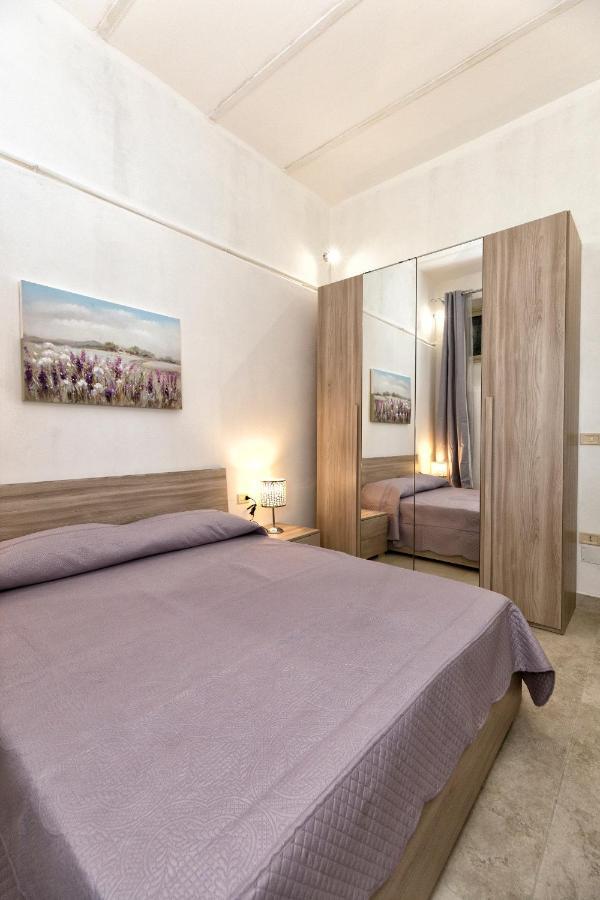 פלרמו Garden House: Apartments And Rooms For Holidays מראה חיצוני תמונה