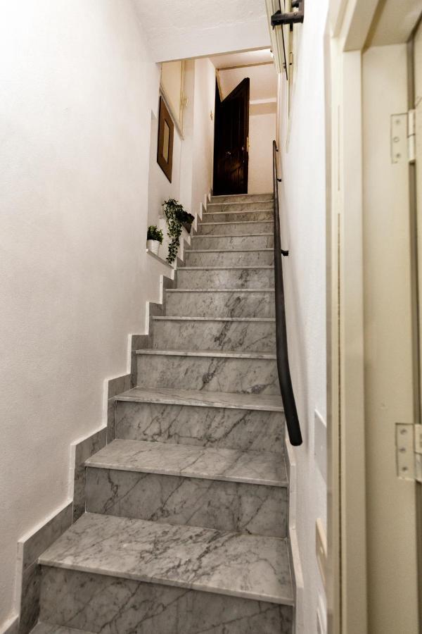 פלרמו Garden House: Apartments And Rooms For Holidays מראה חיצוני תמונה