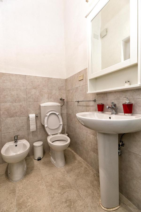 פלרמו Garden House: Apartments And Rooms For Holidays מראה חיצוני תמונה