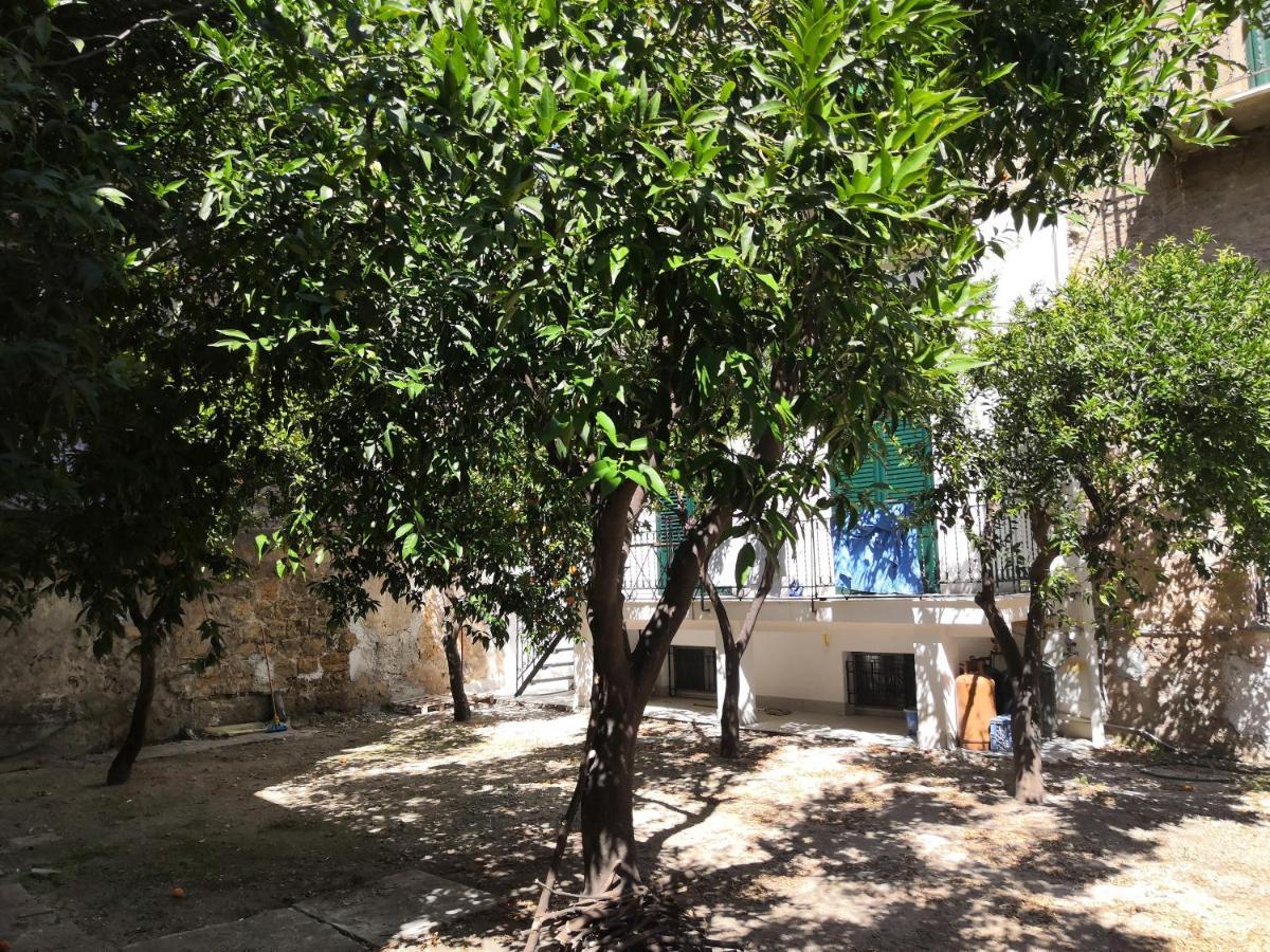 פלרמו Garden House: Apartments And Rooms For Holidays מראה חיצוני תמונה